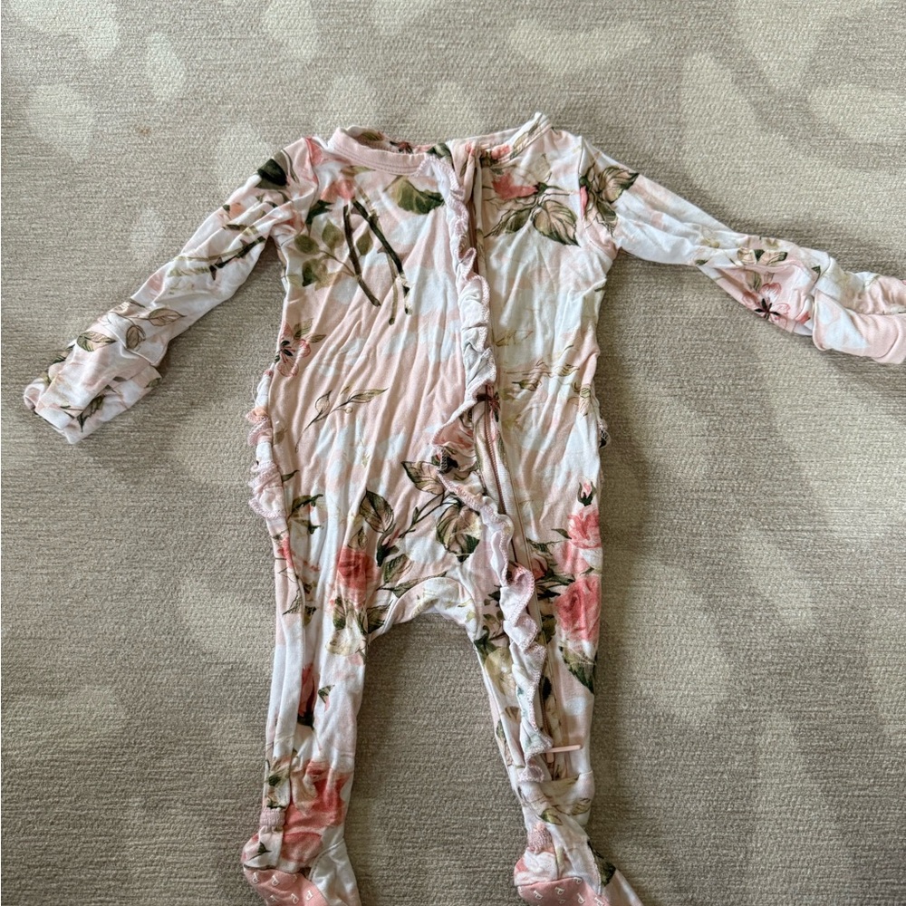 Vintage Pink Rose - Posh Peanut Pink Floral Kids Footie